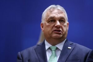 Orbán označil za absurdnosť konanie NATO a jeho šéfa Stoltenberga, aby nás zaťah...
