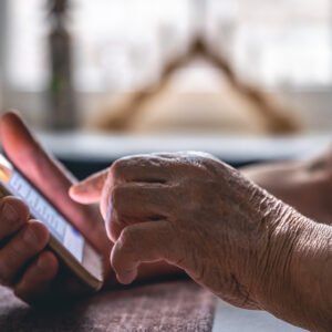 Digitálne vzdelávanie seniorov v meste Svit: Aby boli seniori nezraniteľní v dig...