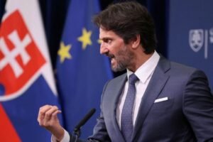 Vedenie Smeru sa vyjadruje k aktuálnej politickej situácii