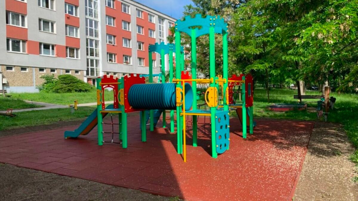 Viaceré detské ihriská v Banskej Bystrici dostávajú nový vzhľad