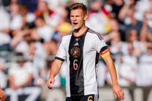 Kimmich chce rokovať s mníchovským Bayernom o novej zmluve, jeho budúcnosť je na...