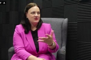 K. R. Neveďalová: Právo veta si nepustíme