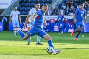 Slováci v príprave na ME vo futbale zdolali výber San Marína 4:0, víťazný gól st...