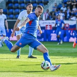 Slováci v príprave na ME vo futbale zdolali výber San Marína 4:0, víťazný gól st...