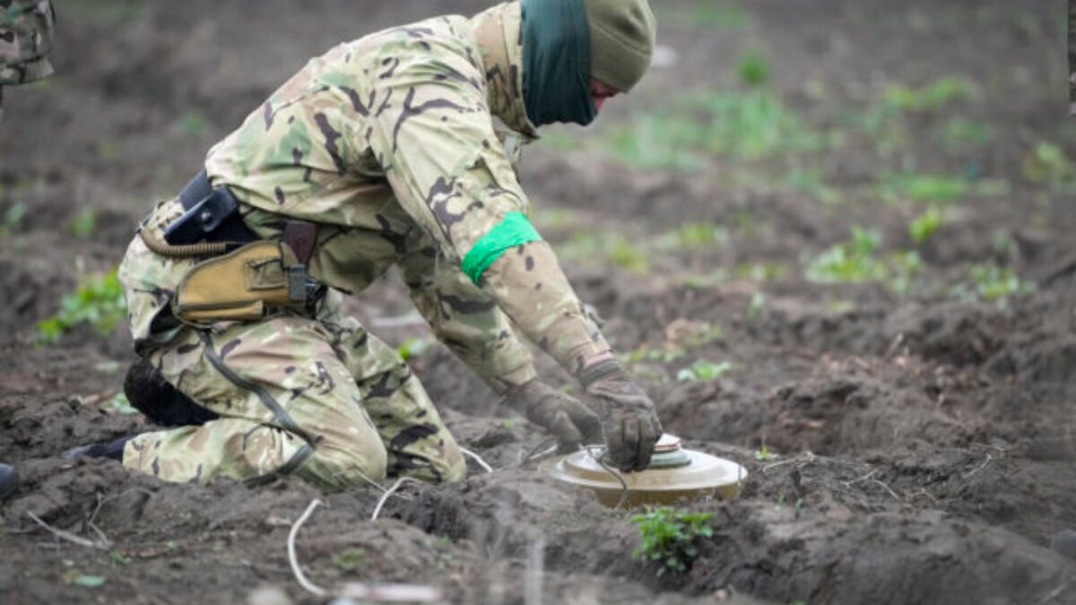 Päť krajín NATO chce opäť používať protipechotné míny. Od konvencie odstupujú pre obavy z Ruska a Bieloruska