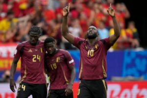 Smoliar Lukaku sa už bojí oslavovať góly na ME vo futbale, tvrdí jeho spoluhráč ...