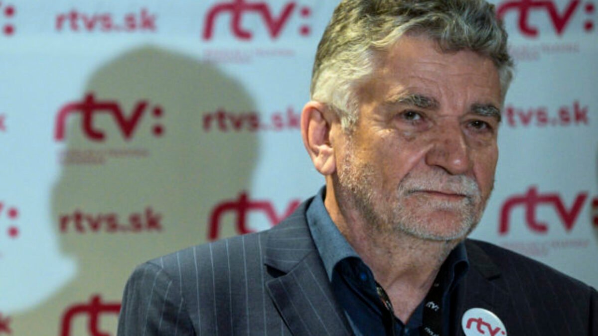 Je to čierny deň pre verejnoprávny priestor a občiansku spoločnosť, reaguje Machaj na schválenie zákona o STVR