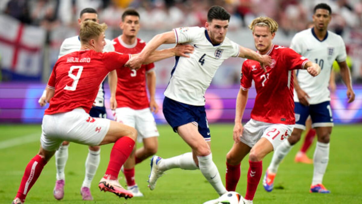 Angličania majú po remíze na ME vo futbale na konte štyri body, no kritika na ich adresu rastie