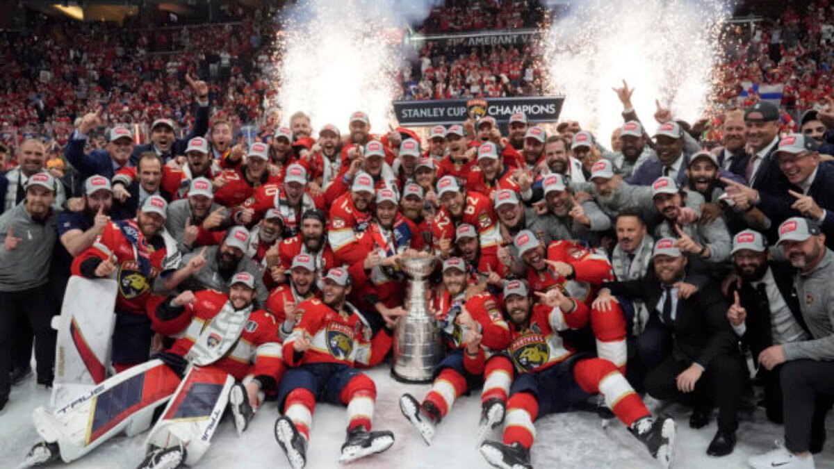 Florida sa teší z historicky prvého Stanleyho pohára, Edmonton nenapodobnil kúsok Toronta spred 82 rokov (video)