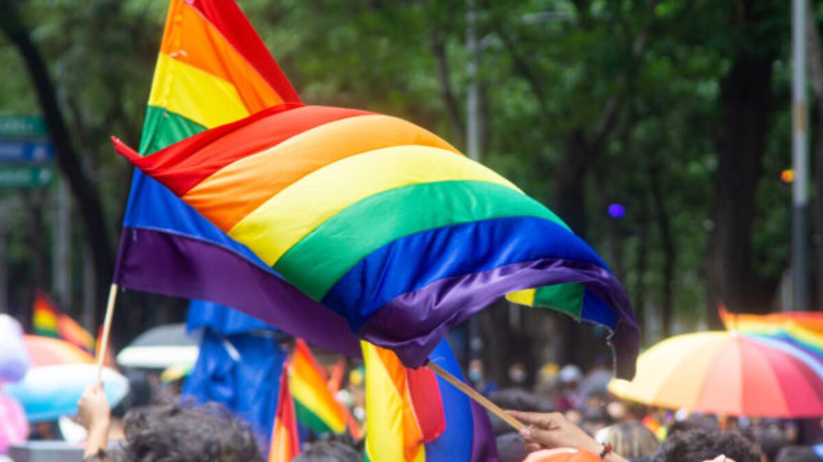 NAKA odhalila extrémistickú skupinu, ktorá rozoberala možný teroristický útok na Dúhovom Pride
