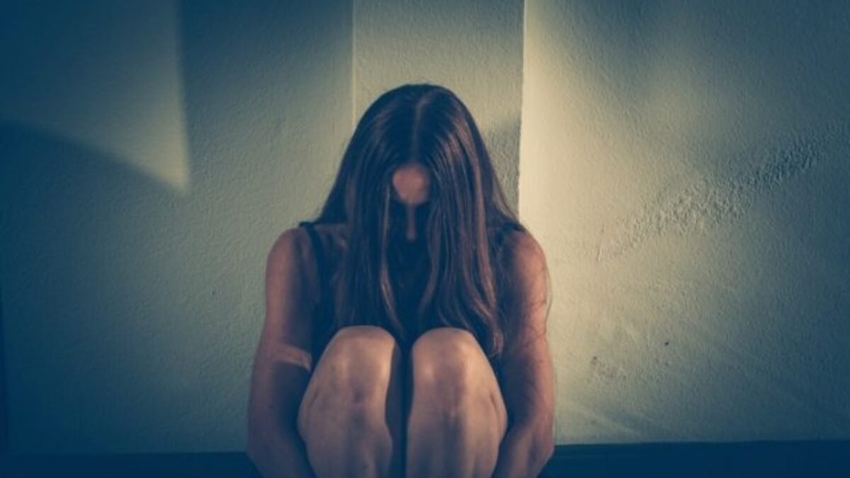 Obchodovaniu s ľuďmi dominuje na Slovensku sexuálne a pracovné vykorisťovanie. Páchatelia sú čoraz viac vynaliezavejší