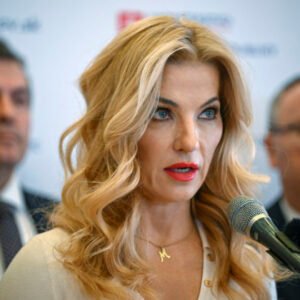 Zamestnanci SNG doručili Šimkovičovej ministerstvu otvorený list, zvažujú podať ...
