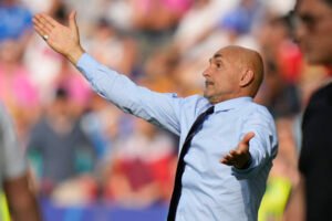 Zlý výber zostavy. Tréner Spalletti vzal na seba vyradenie Talianska z ME vo fut...
