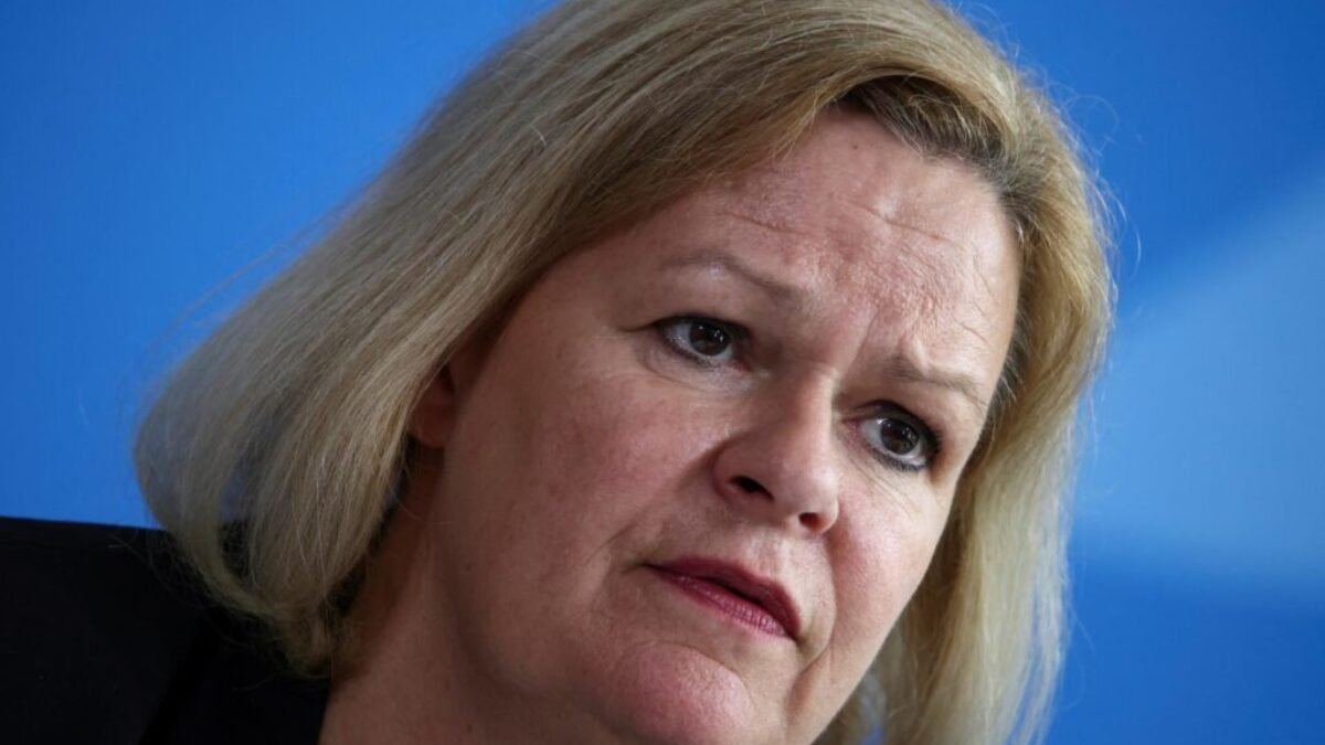 Nemecká CDU sa týždeň pred eurovoľbami stala terčom kybernetického útoku