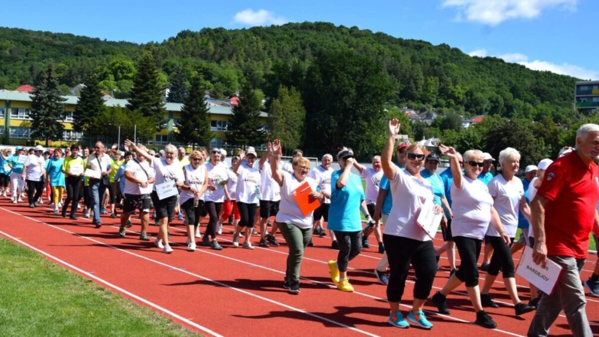 Humenné: Krajské športové hry Jednoty dôchodcov Slovenska Memoriál Pavla Gumana mestský atletický štadión