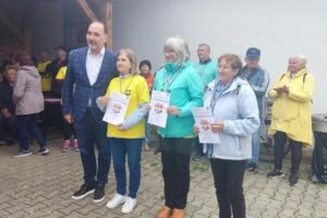 Seniori ukázali športového ducha, dobrú náladu i súťaživosť na Okresných športov...