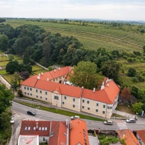 Záhrada Modranského kaštieľa je otvorená: Nové kultúrne centrum v Modre