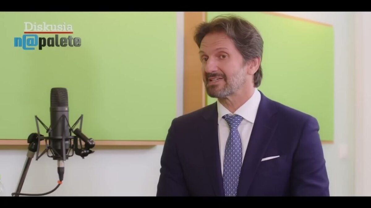 R. KALIŇÁK: PÝTAM SA BÝVALEJ VLÁDY: „VIETE SA VY VÔBEC POZRIEŤ DO ZRKADLA?“