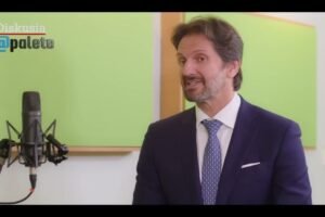 R. KALIŇÁK: PÝTAM SA BÝVALEJ VLÁDY: „VIETE SA VY VÔBEC POZRIEŤ DO ZRKADLA?“
