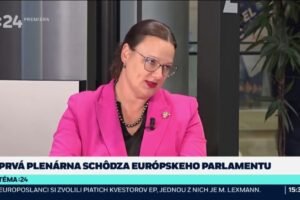 K. R. NEVEĎALOVÁ: ROZVOJ POĽNOHOSPODÁRSTVA A REGIÓNOV