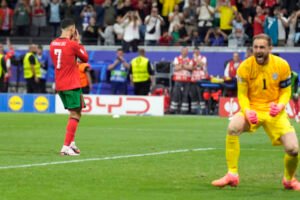 Ronaldo v osemfinále ME vo futbale 2024 najprv ronil slzy a potom oslavoval, por...