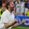 Čelil kritike od odborníkov aj pohárom s pivom, Southgate však dostal Anglicko d...