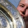 Wimbledonská šampiónka Krejčíková po finálovom triumfe myslela na mentorku Novot...