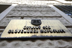 Ústavný súd sa ohradil voči Ficovým vyjadreniam, odmieta diskreditáciu vlastnej ...