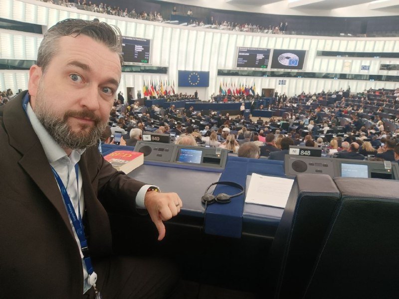 PRESTAŇTE S TÝMI VOJNOVÝMI REČAMI, PANI VON DER LEYENOVÁ 🤦Pred chvíľou som si vypočul prejav Ursuly von der Leyenovej a môžem sk…