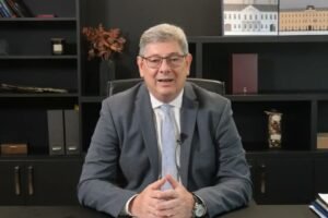 B. SUSKO: OPOZÍCIA TRPÍ SCHIZOFRÉNIOU, NAVRHUJE MOJE ODVOLANIE ZA NIEČO, ČO V MI...