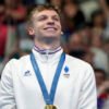 Francúzsky plavec Marchand má už tri zlaté medaile, víťazné double získal za men...