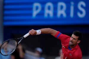 Najstarší proti najmladšiemu. Djokovič vyzve v olympijskom finále Alcaraza a môž...