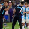 Francúzi v štvrťfinále zdolali Argentínu a zabojujú o medaily, tréner Mascherano...