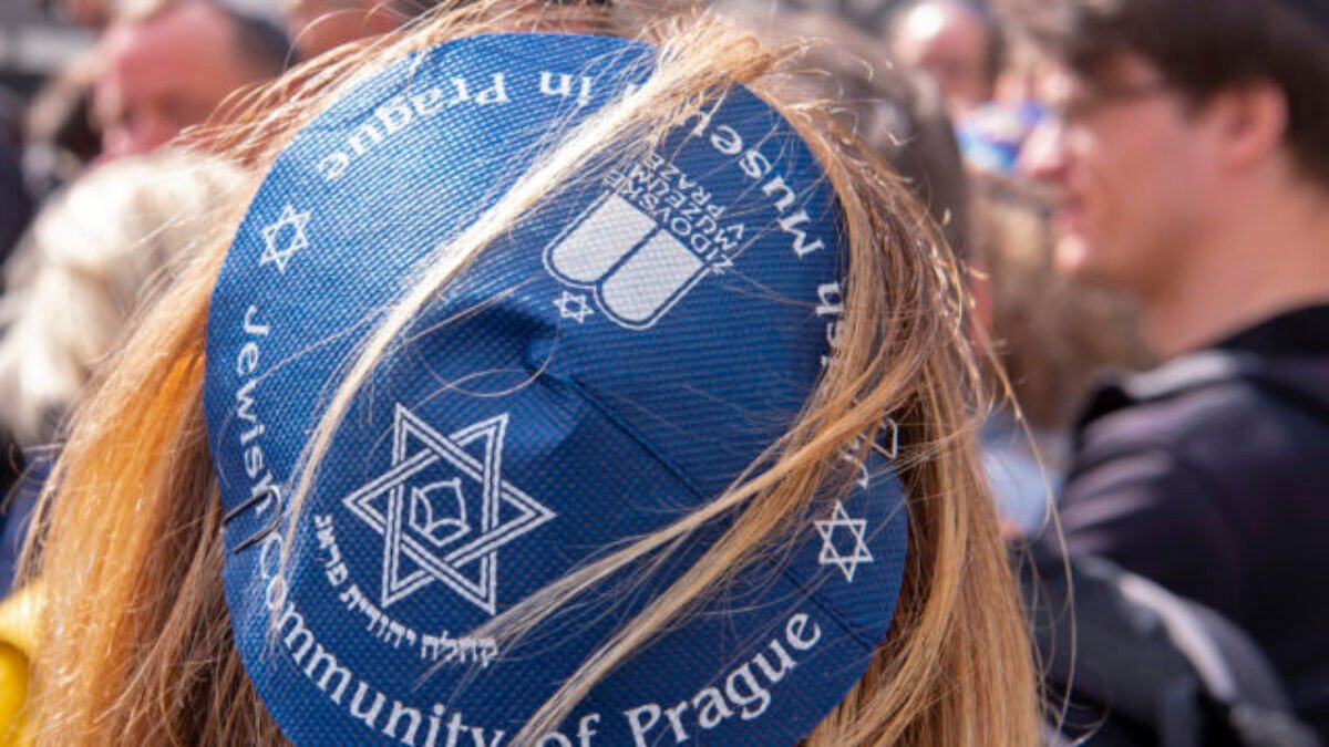 Antisemitské prejavy v Česku vlani prudko vzrástli a pribúda cielená agresia, hlási židovská komunita
