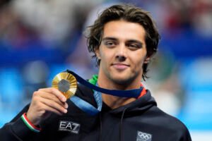 Ubytovanie v olympijskej dedine je vraj nepohodlné, taliansky plavec Ceccon si r...