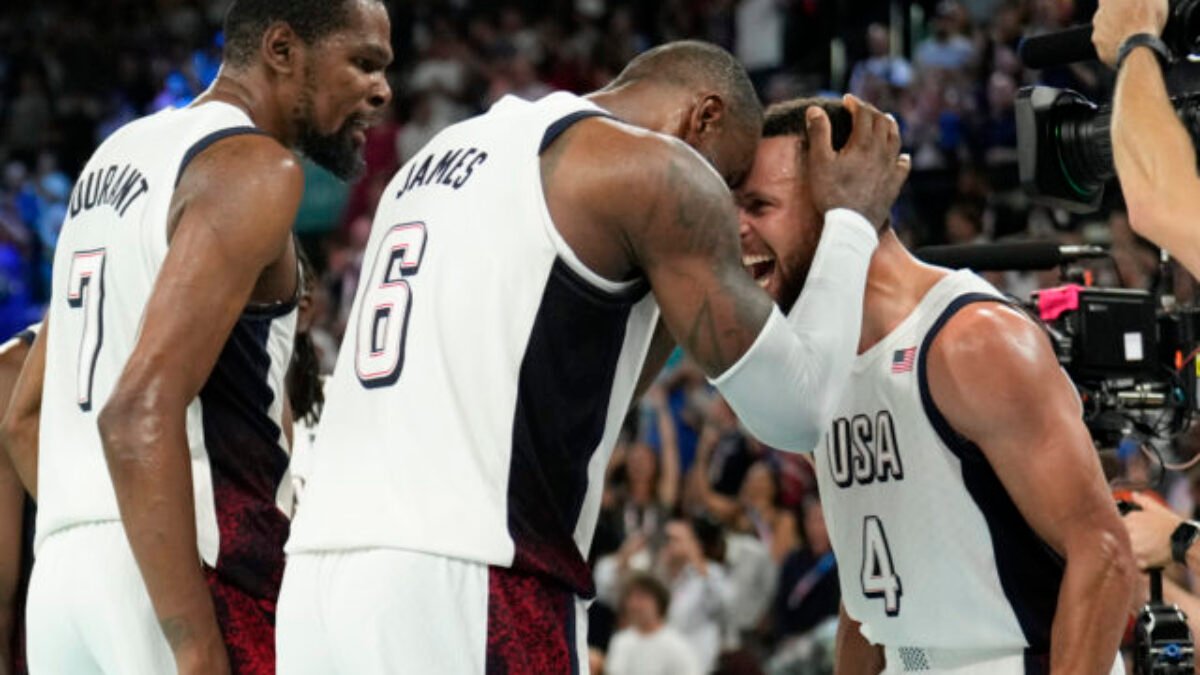 Srbi viedli takmer celý zápas na olympiáde, ale Američania v heroickom závere otočili. Toto predstavenie bolo „Special One“, vyhlásil Curry
