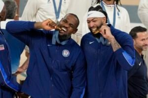 Američania získali v basketbale na OH v Paríži piate zlato v sérii, koncovka fin...