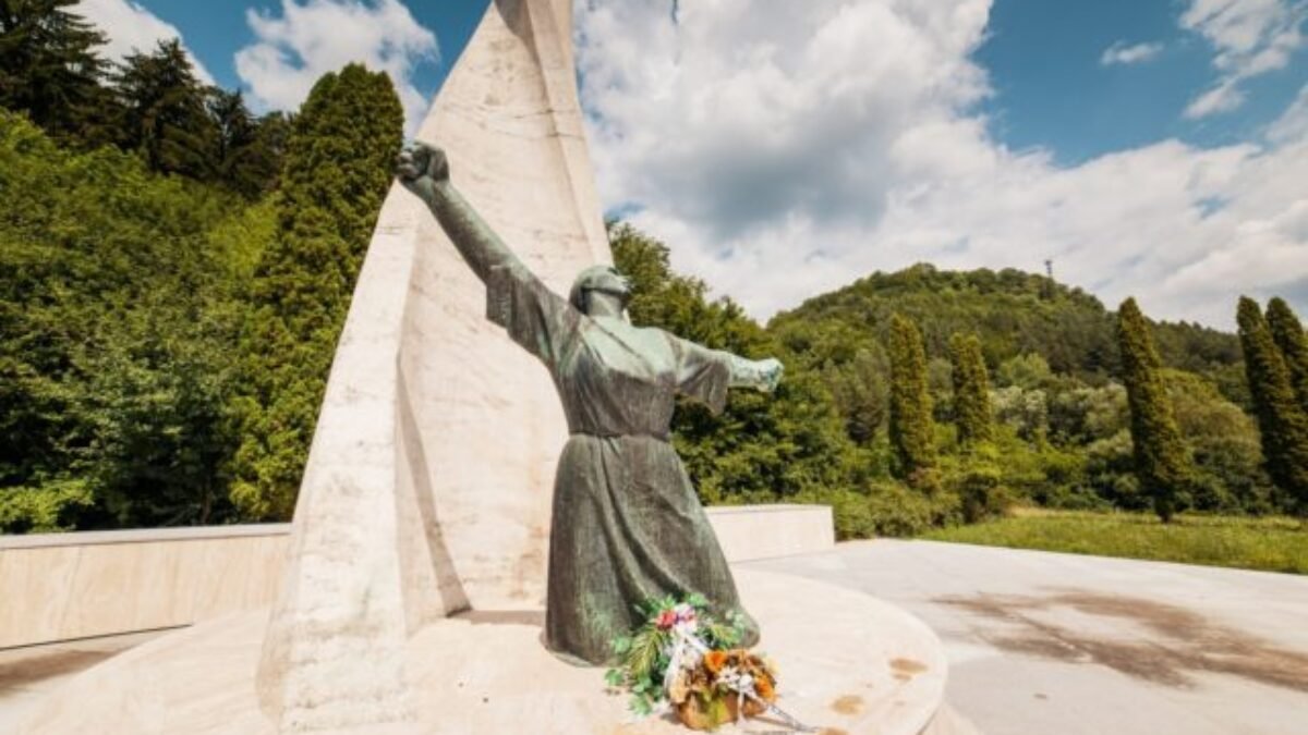 Skvelé tipy na výlet: 40 miest, ktoré sú späté so Slovenským národným povstaním