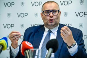 Ombudsman Dobrovodský podal pripomienky k zákonu o politických stranách a politi...