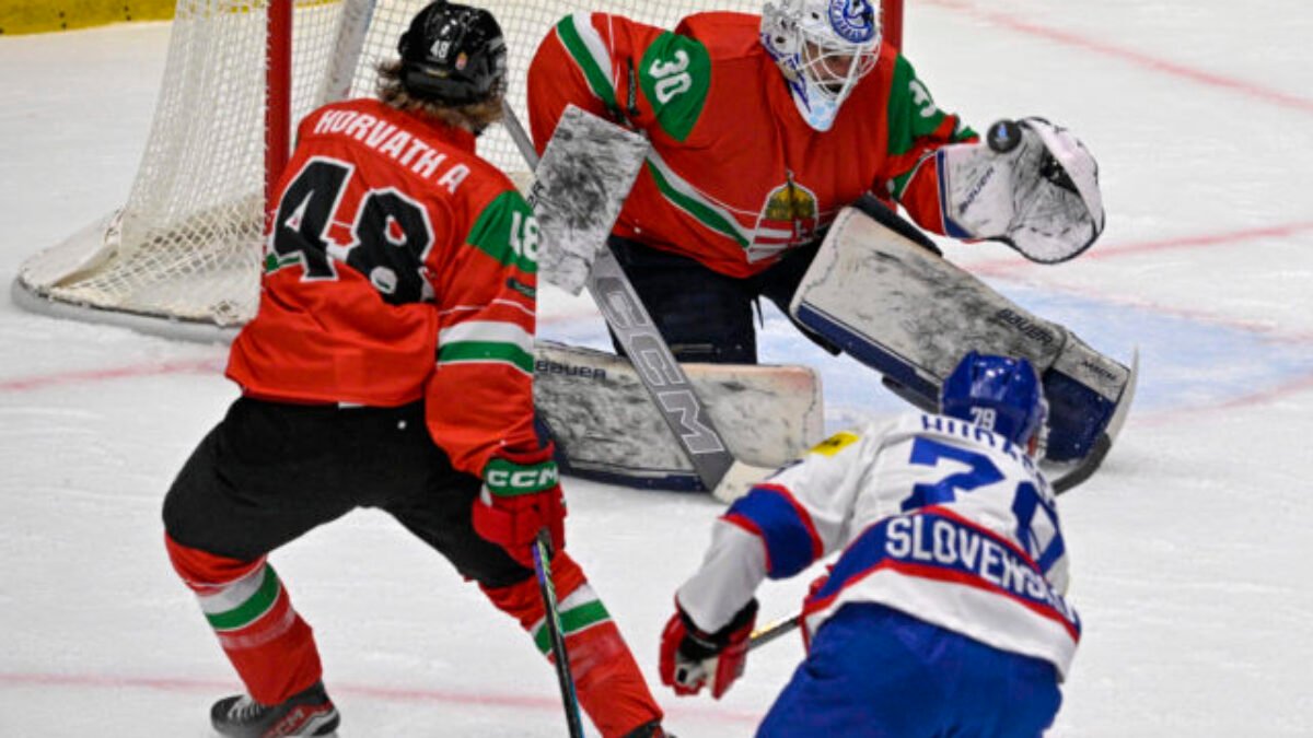 Ak si chcú slovenskí hokejisti zahrať na olympiáde, musia v nedeľu zdolať Kazachov (foto)