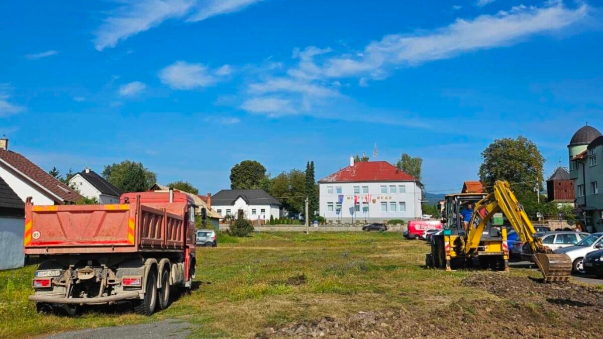 Rozširujeme parkovacie plochy v meste Sliač: Nové parkovisko na rohu ulíc SNP a Hájnická