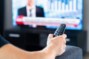 Asociácia televíznych vysielateľov Slovenska kritizuje schválenú novelu zákona o...