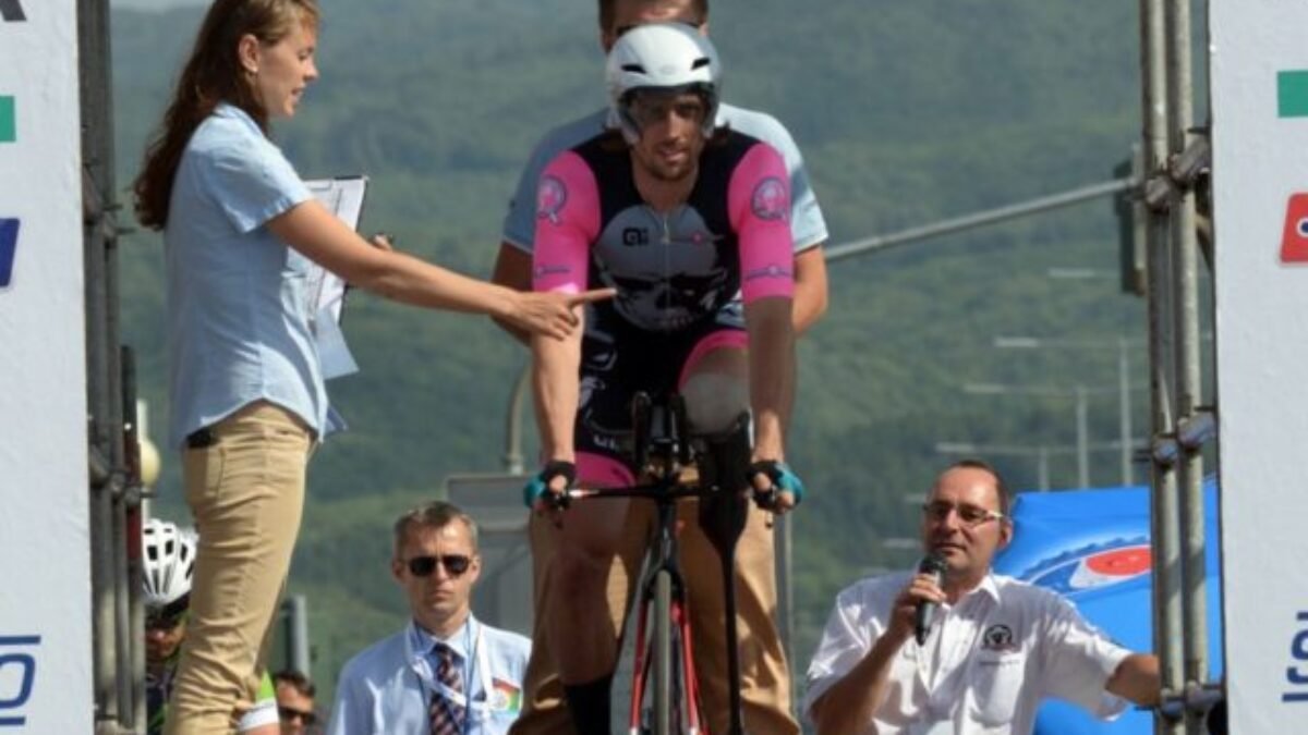 Do cestných pretekov v Paríži sa zapojil iba Metelka, paracyklista Kuril nemohol štartovať zo zdravotných dôvodov