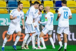 Slovan Bratislava sa na súboj Ligy majstrov v Glasgowe naladil ligovým triumfom ...