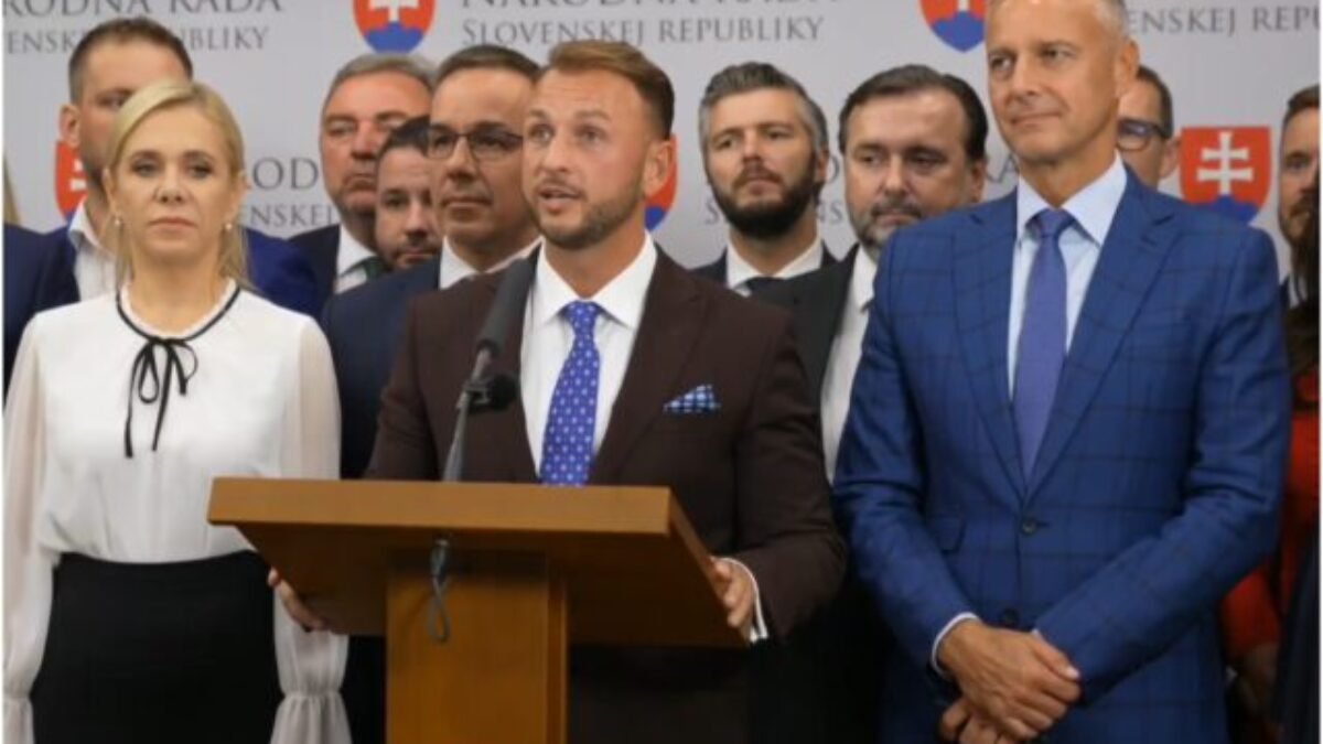 Pokusy o destabilizáciu koalície nepomôžu Dankovi stať sa predsedom parlamentu, vyhlásil Šutaj Eštok (video)