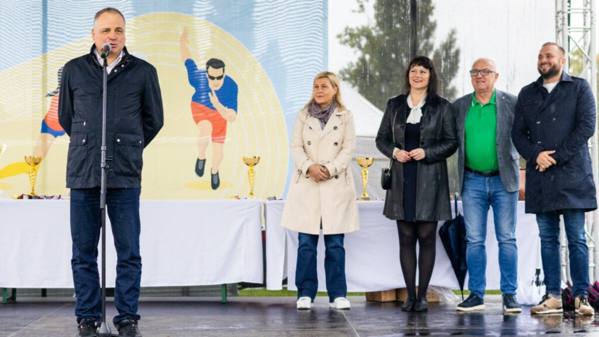 Bratislavská župa ani tento rok nezabudla na svojich stredoškolákov. Opäť pre nich zorganizovala župný športový deň