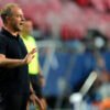 FC Barcelona prehrala v Pamplone s Osasunou. Prvú bodovú stratu vzal tréner Flic...