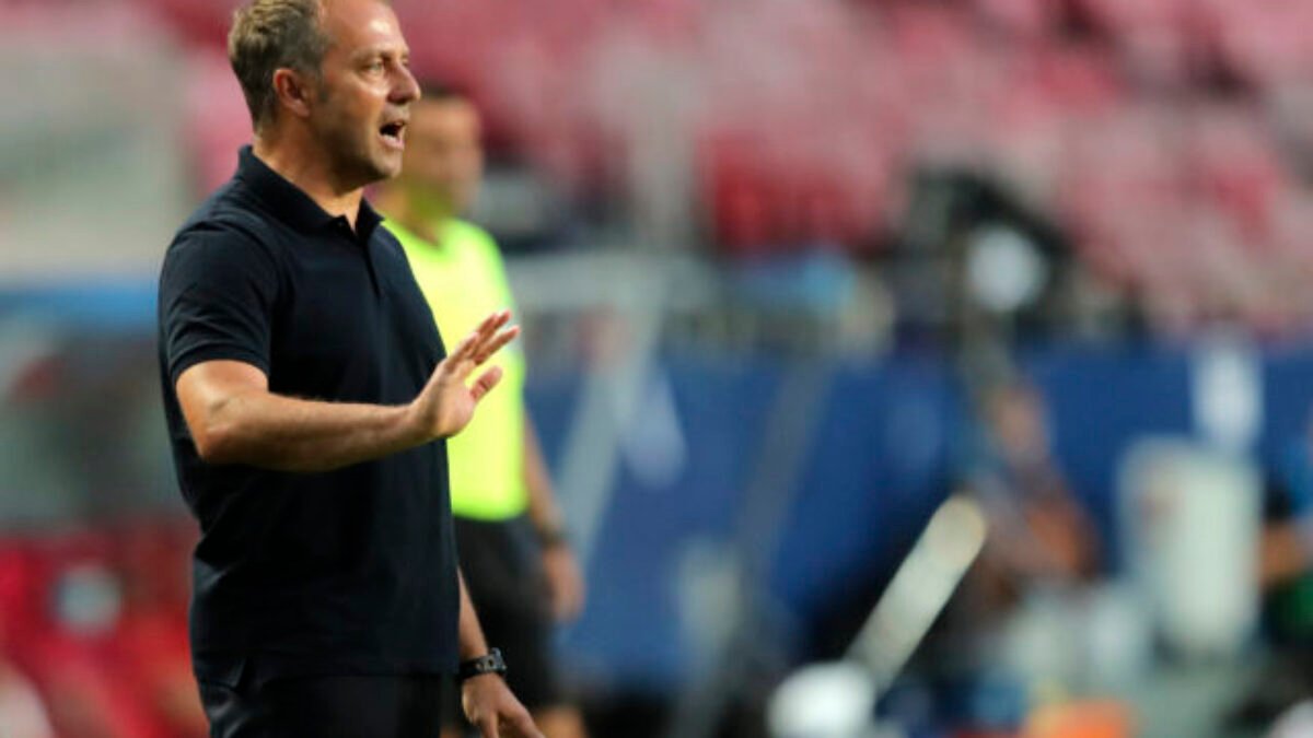 FC Barcelona prehrala v Pamplone s Osasunou. Prvú bodovú stratu vzal tréner Flick na seba