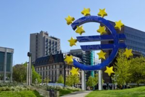 V súčasnosti nie je prijaté žiadne rozhodnutie na pozastavenie Eurofondov pre Sl...