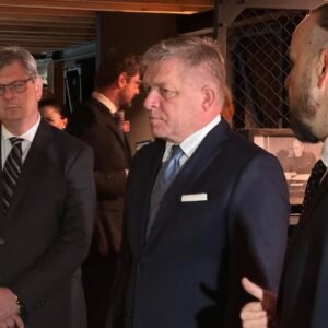 Róbert Fico: Nemôžeme tolerovať jednotky s nacistickým označením na Ukrajine (Vi...